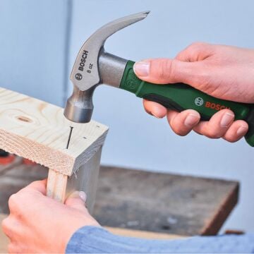 Bosch Kısa Çatal Ağızlı Çekiç