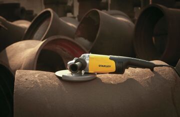 Stanley STGL2023 2000 Watt 230 mm Büyük Taşlama Makinesi