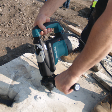 Makita HR3210C Elektropnömatik Delici Kırıcı