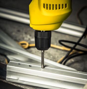 Stanley 550 Watt 10 mm Darbesiz Matkap STDR5510C