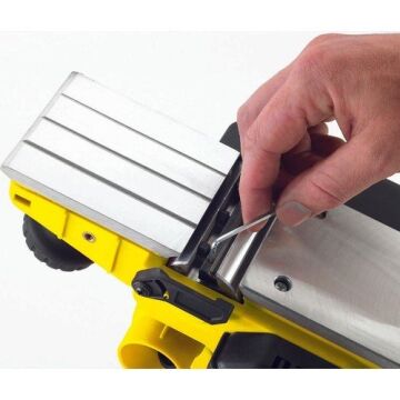 Stanley STPP7502 750 Watt Planya