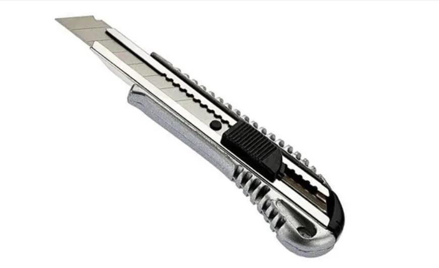 Apaz 18 mm Metal Maket Bıçağı 1 Koli (288 Adet)