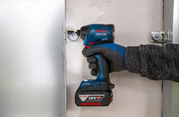 Bosch 06019L6023 GSR 18V-90C + GDR 18V-220C Çift Akülü 4 Ah Kombo Set