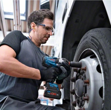Bosch GDS 18V-1000 Profesyonel Akülü Darbeli Somun Sıkma Makinesi