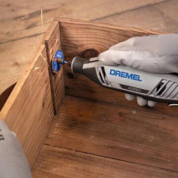 Dremel 4250 3/45 Çok Amaçlı El Motoru