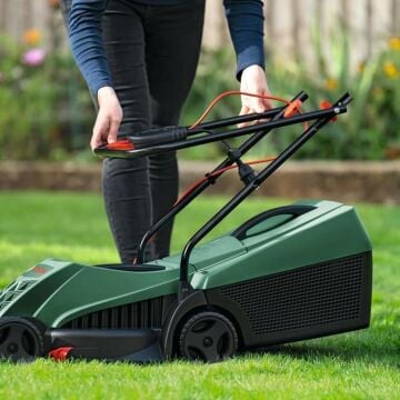 Bosch Easyrotak 32-235 Çim Biçme Makinesi