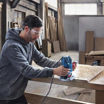 Bosch GOF 130 Freze