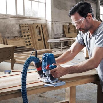 Bosch GOF 130 Freze