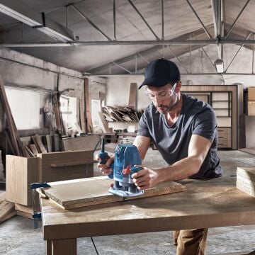 Bosch GOF 130 Freze
