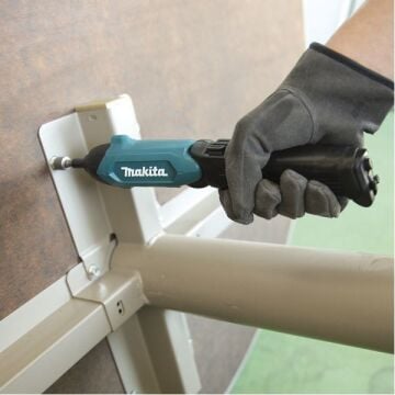 Makita DF001DW Aksesuar Setli Vidalama 3.6V - 81 parça bits uç