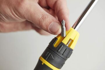 Stanley 0-68-010 Cırcırlı Tornavida ve Uç Seti