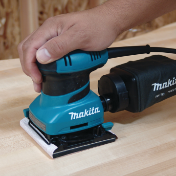 Makita BO4556 Avuç İçi Titreşim Zımpara 200W