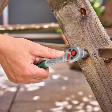 Bosch 1600A02Z9G 1/4'' + 1/2'' Cırcırlı Somun Sıkma Seti 56 parça